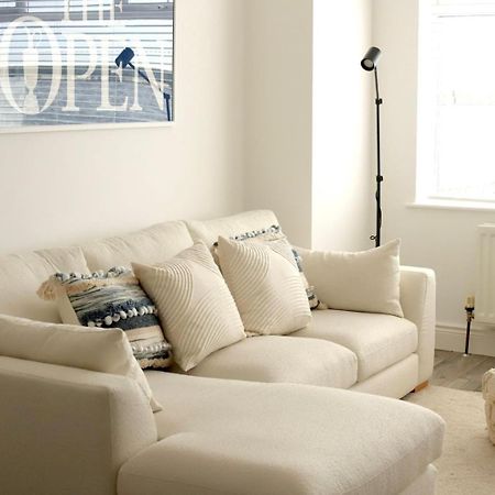 The Padora Apartment พอร์ตรัช ภายนอก รูปภาพ