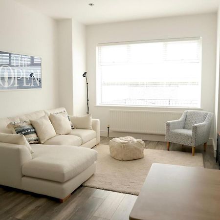 The Padora Apartment พอร์ตรัช ภายนอก รูปภาพ